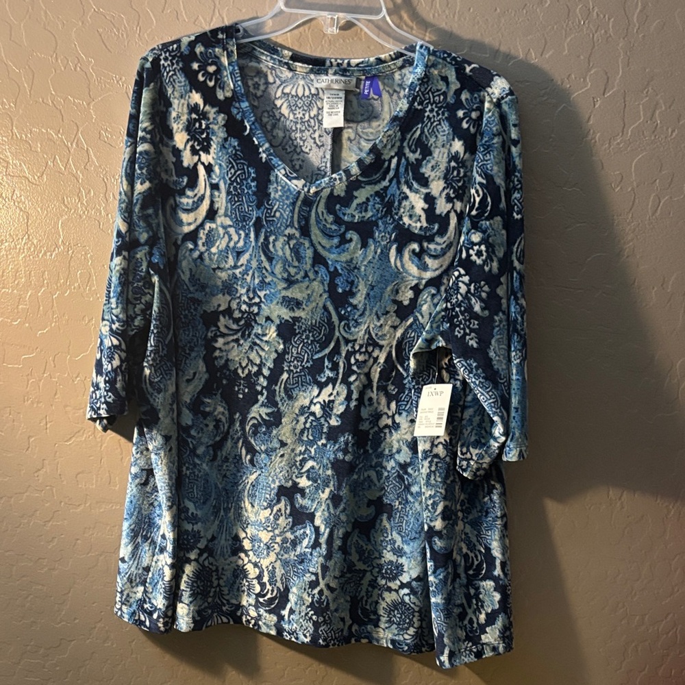 Catherines Blue and White Floral Long Sleeve Top NWT